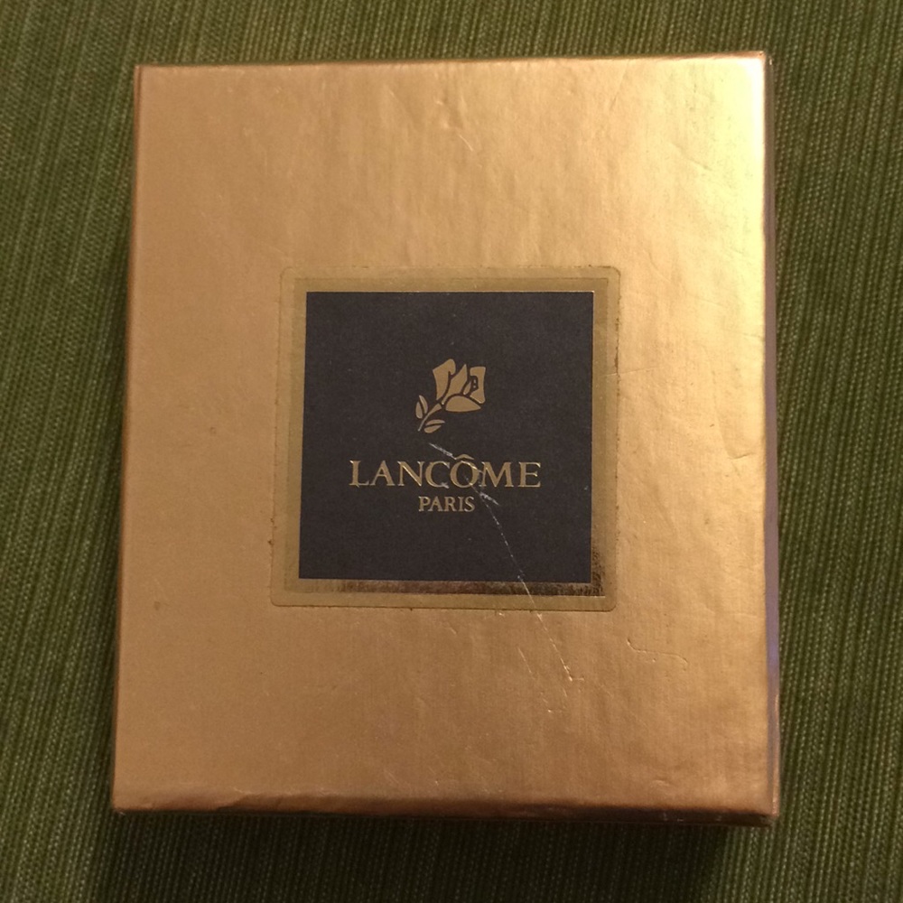 Lancôme powder compact
